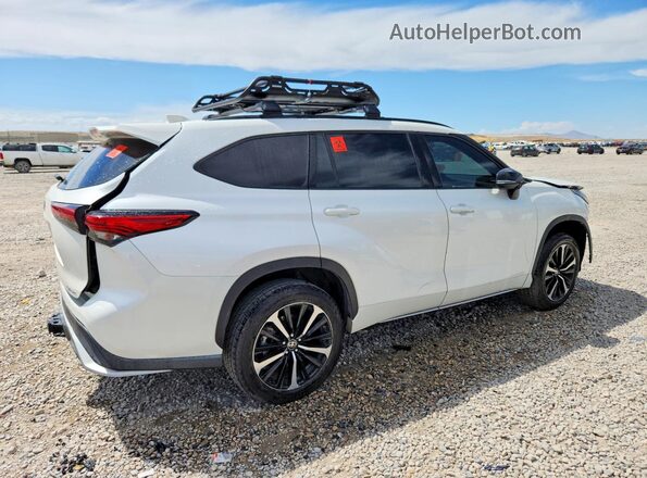 5TDJZRBH9MS083075 2021 TOYOTA HIGHLANDER Белый Задняя правая четверть