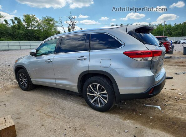 5TDJZRFH0JS488084 2018 TOYOTA HIGHLANDER Silver Задня ліва чверть