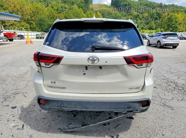 5TDJZRFH1KS628662 2019 TOYOTA HIGHLANDER White Widok z tyłu