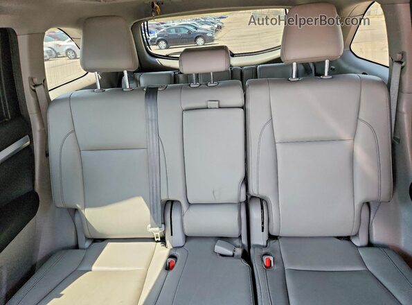 5TDJZRFH2JS864526 2018 TOYOTA HIGHLANDER Gray Vista de los asientos traseros