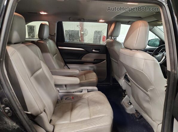 5TDJZRFH2JS883738 2018 TOYOTA HIGHLANDER Black Սալոնի հետևի տեսք
