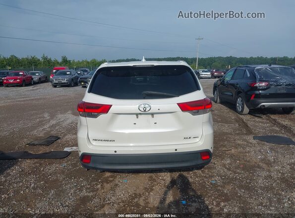5TDJZRFH3HS437091 2017 TOYOTA HIGHLANDER White 
