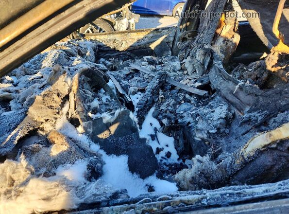 5TDJZRFH3HS484136 2017 TOYOTA HIGHLANDER Burn Սալոնի դիմացի տեսք