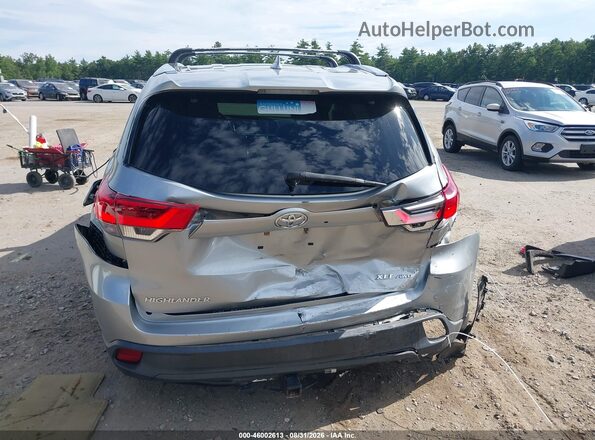 5TDJZRFH4HS365852 2017 TOYOTA HIGHLANDER Silver 