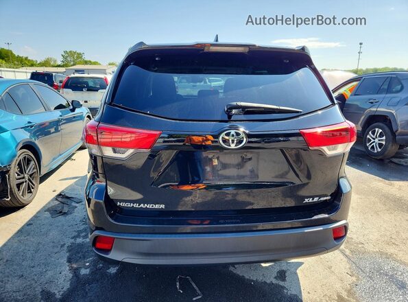 5TDJZRFH4JS561604 2018 TOYOTA HIGHLANDER Black Հետևի տեսք