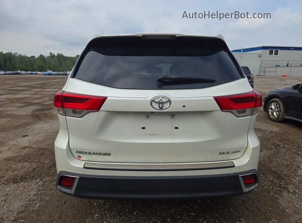 5TDJZRFH6HS508235 2017 TOYOTA HIGHLANDER White Rear view