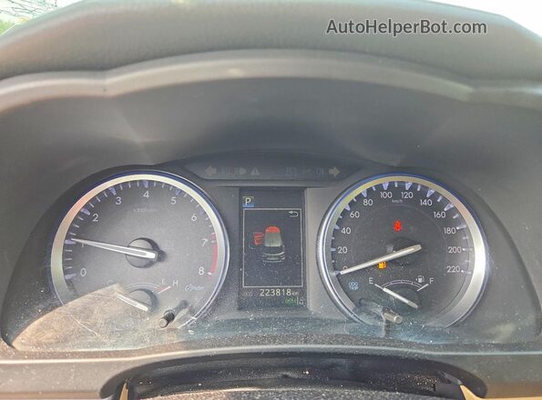 5TDJZRFH6HS508235 2017 TOYOTA HIGHLANDER White Instrument cluster view