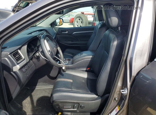 5TDJZRFH7JS535563 2018 TOYOTA HIGHLANDER Gray Սալոնի դիմացի տեսք