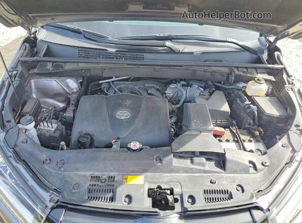 5TDJZRFH7JS535563 2018 TOYOTA HIGHLANDER Gray Շարժիչի բաժամունքի տեսք