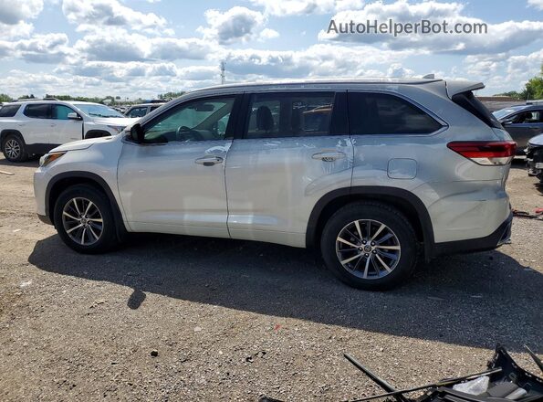 5TDJZRFH7JS553075 2018 TOYOTA HIGHLANDER White Trasero izquierdo