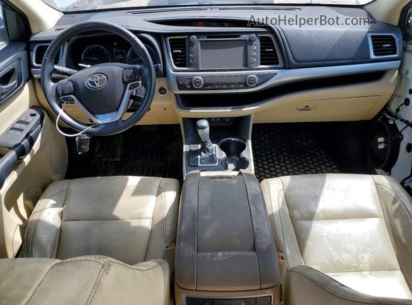 5TDJZRFH7JS553075 2018 TOYOTA HIGHLANDER White Vista del salpicadero
