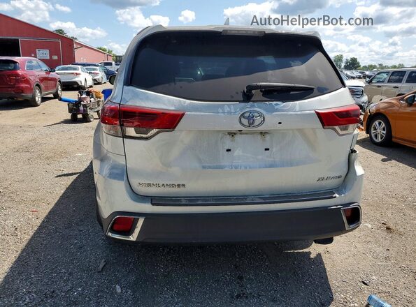 5TDJZRFH7JS553075 2018 TOYOTA HIGHLANDER White Vista trasera
