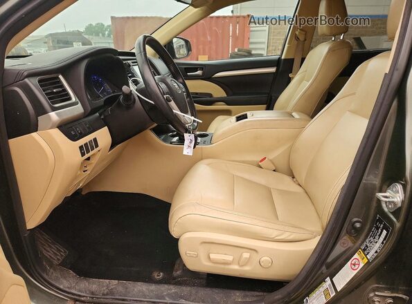 5TDJZRFH7JS910898 2018 TOYOTA HIGHLANDER Green Սալոնի դիմացի տեսք
