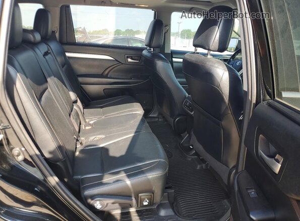 5TDJZRFH9JS838134 2018 TOYOTA HIGHLANDER Черный Вид задней части салона
