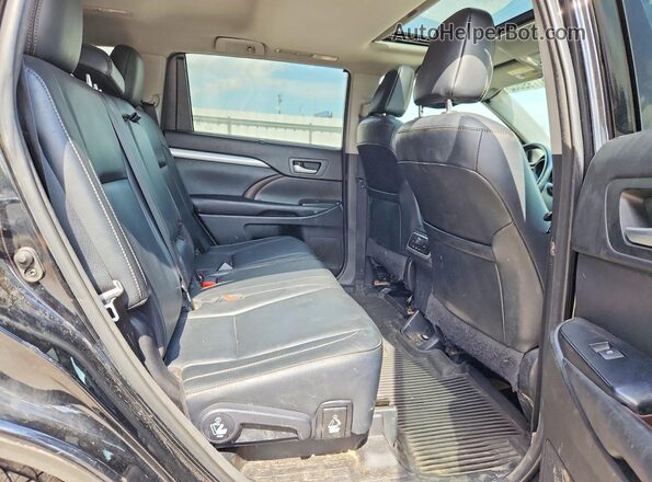5TDJZRFHXJS524802 2018 TOYOTA HIGHLANDER Black Հետևի նստատեղերի տեսք