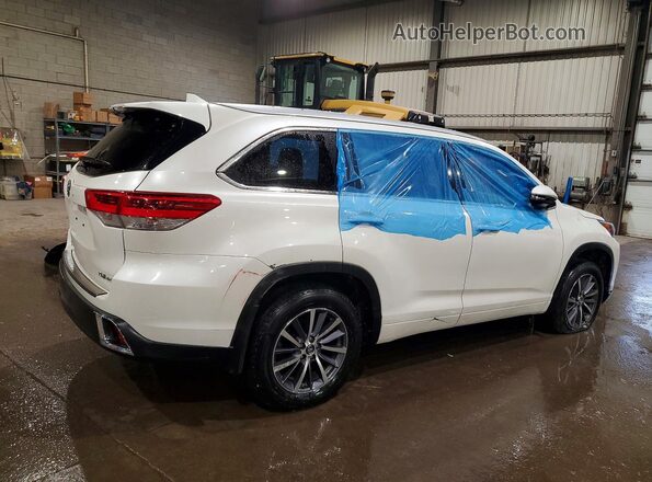 5TDJZRFHXJS534066 2018 TOYOTA HIGHLANDER White Trasero derecho