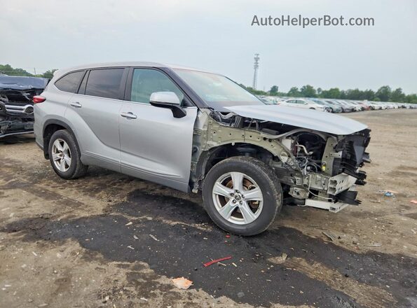 5TDKDRAH5PS019334 2023 TOYOTA HIGHLANDER Silver Przód prawy