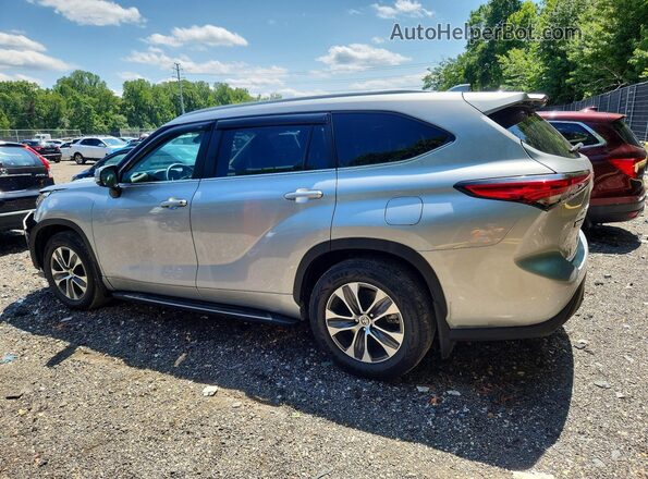 5TDKDRAH6PS028222 2023 TOYOTA HIGHLANDER Silver Задня ліва чверть