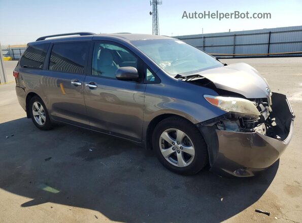 5TDKK3DC7GS752486 2016 TOYOTA SIENNA Gray Front right