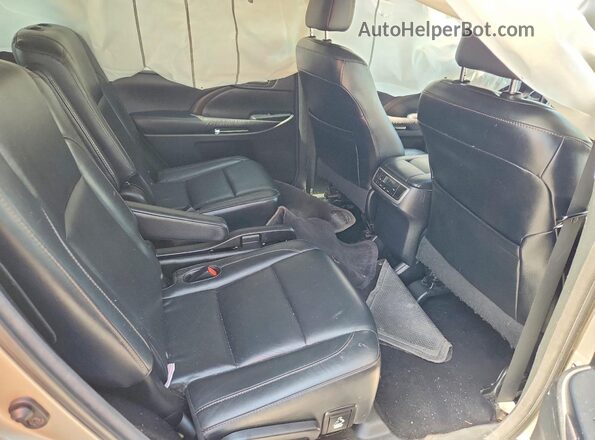 5TDKKRFH6GS134605 2016 TOYOTA HIGHLANDER Tan Widok tylnych siedzeń