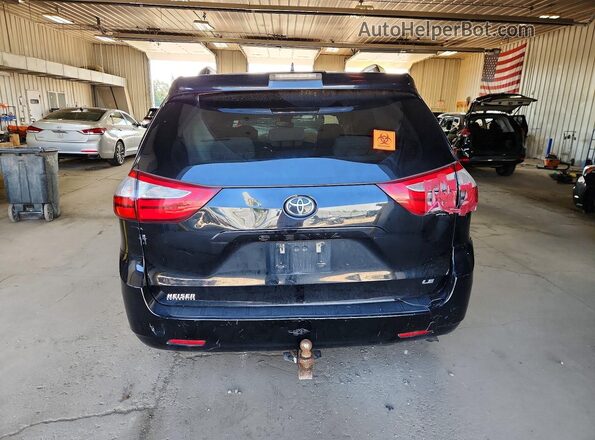 5TDKZ3DC0JS962060 2018 TOYOTA SIENNA Black Widok z tyłu