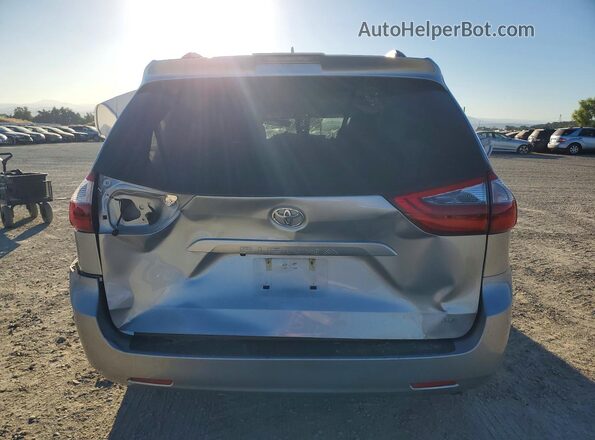 5TDKZ3DC1LS023096 2020 TOYOTA SIENNA Silver Widok z tyłu