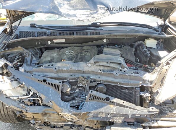 5TDKZ3DC2JS946510 2018 TOYOTA SIENNA Black ძრავის განყოფილების ხედი
