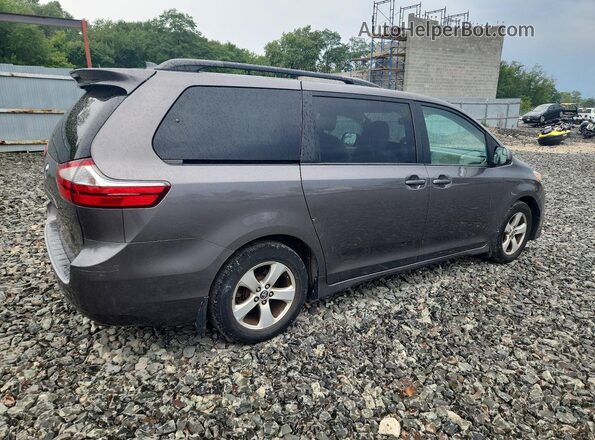 5TDKZ3DC3JS901088 2018 TOYOTA SIENNA Gray Tył prawy