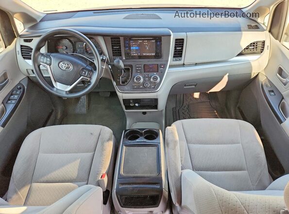 5TDKZ3DC5HS796788 2017 TOYOTA SIENNA Gray Vista del salpicadero
