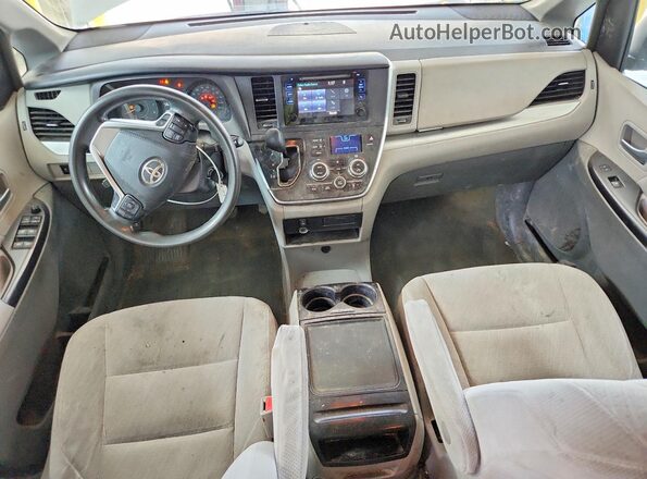 5TDKZ3DC8HS825054 2017 TOYOTA SIENNA White Dashboard view