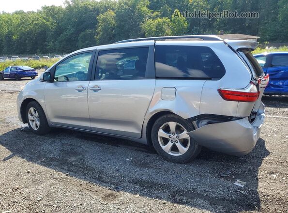 5TDKZ3DC9HS899213 2017 TOYOTA SIENNA Silver Rear left