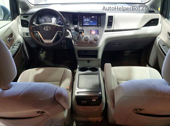 5TDKZ3DC9JS912516 2018 TOYOTA SIENNA Gray Dashboard view