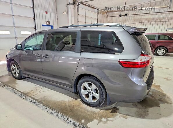 5TDKZ3DCXJS928532 2018 TOYOTA SIENNA Gray Tył lewy