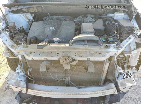 5TDKZRFH0KS565235 2019 TOYOTA HIGHLANDER White Engine compartment view