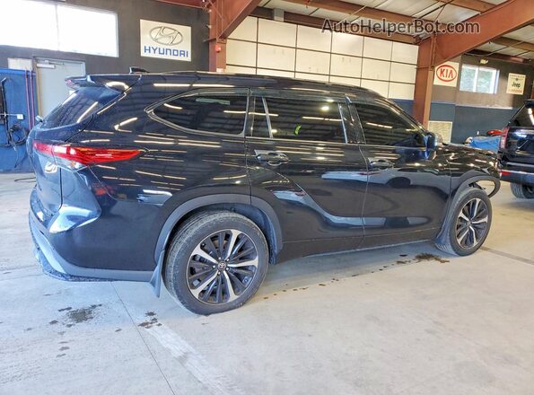 5TDLZRBHXMS119025 2021 TOYOTA HIGHLANDER Black Հետևի աջ