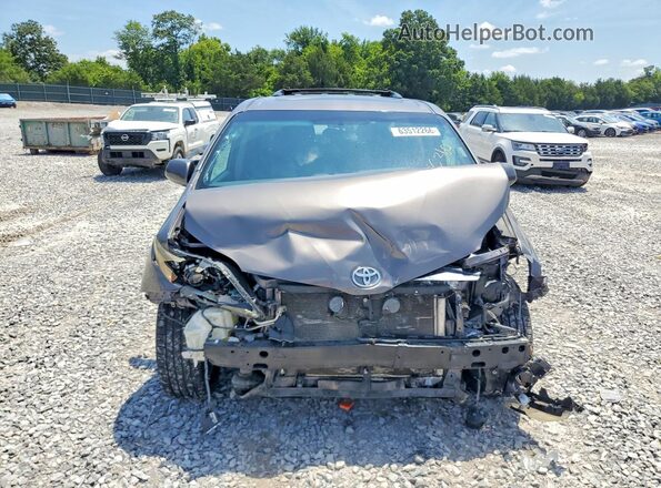 5TDXK3DCXGS702803 2016 TOYOTA SIENNA Серый Вид спереди