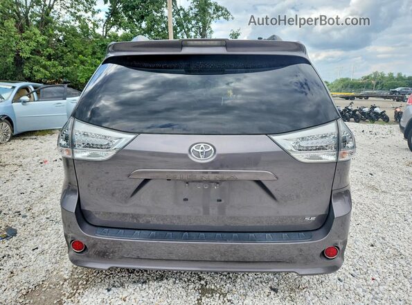 5TDXZ3DC7JS960988 2018 TOYOTA SIENNA Gray Вид ззаду