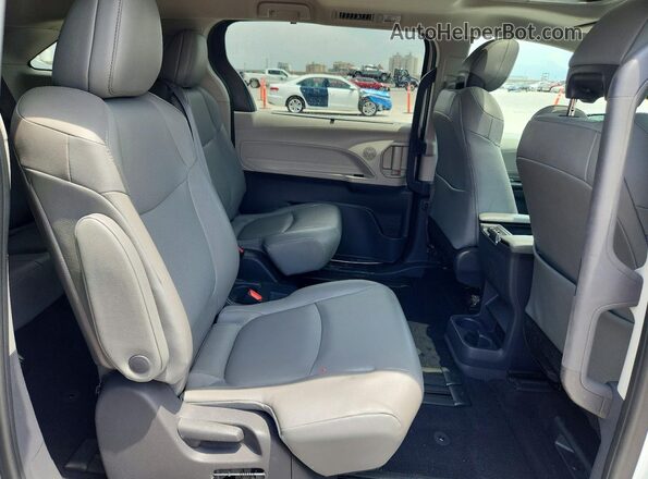 5TDYRKEC0MS002728 2021 TOYOTA SIENNA White Rear seats view