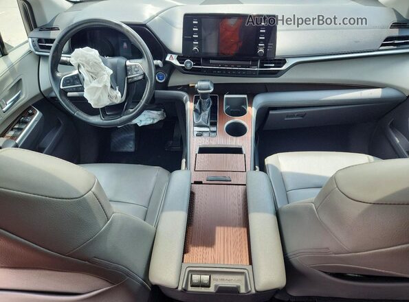 5TDYRKEC0MS002728 2021 TOYOTA SIENNA White Dashboard view