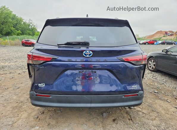 5TDYRKEC0MS028357 2021 TOYOTA SIENNA Blue Rear view