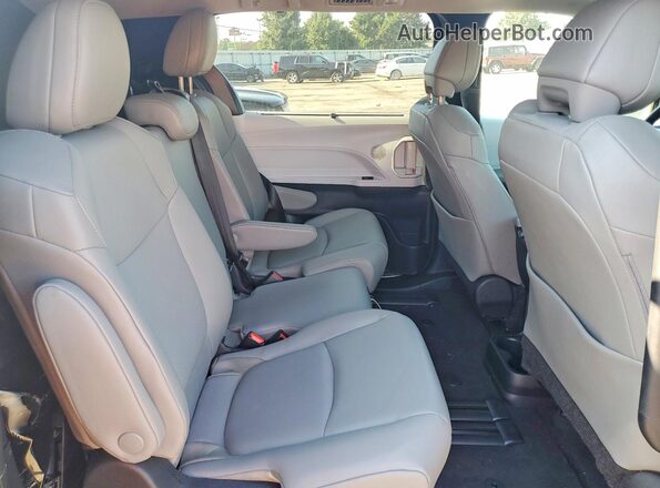 5TDYRKEC0TS291768 2026 TOYOTA SIENNA Black Вид підкапотного простору