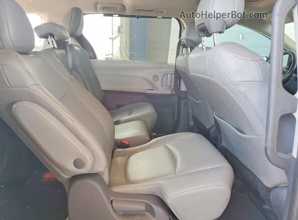 5TDYRKEC5MS029908 2021 TOYOTA SIENNA Белый Вид задних сидений