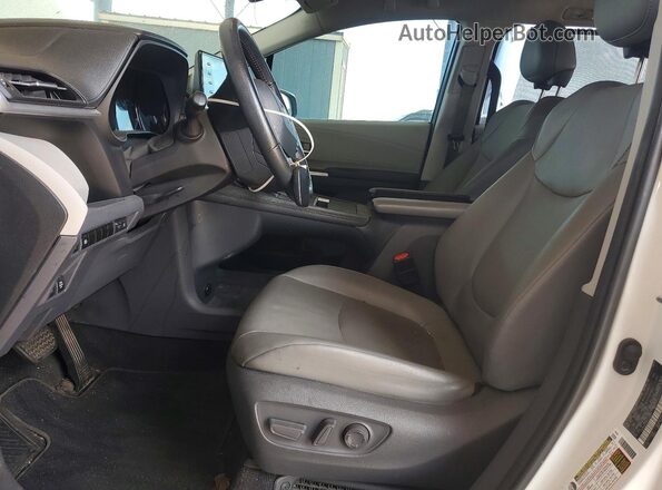 5TDYRKEC5MS029908 2021 TOYOTA SIENNA Белый Вид салона спереди