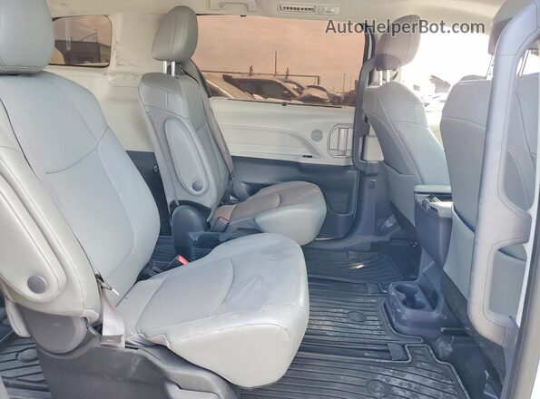 5TDYSKFCXPS078447 2023 TOYOTA SIENNA Белый Вид задней части салона