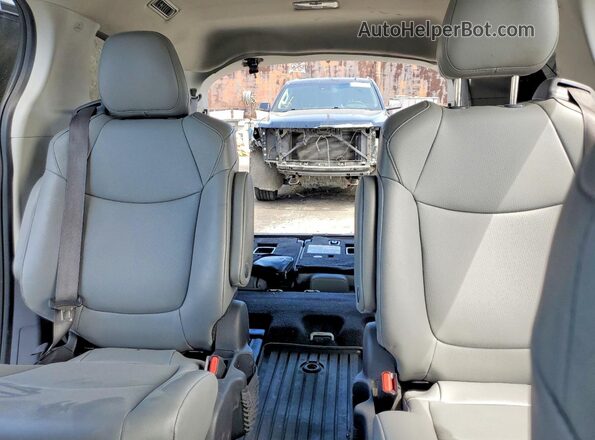 5TDYSKFCXPS078447 2023 TOYOTA SIENNA Белый Вид задних сидений
