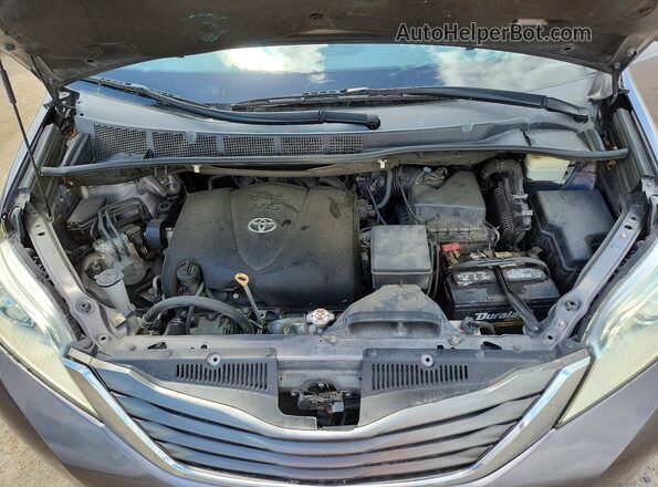 5TDYZ3DC1HS809336 2017 TOYOTA SIENNA Gray Engine compartment view