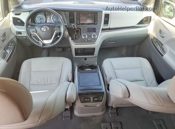 5TDYZ3DC1LS040703 2020 TOYOTA SIENNA Серый Вид панели приборов