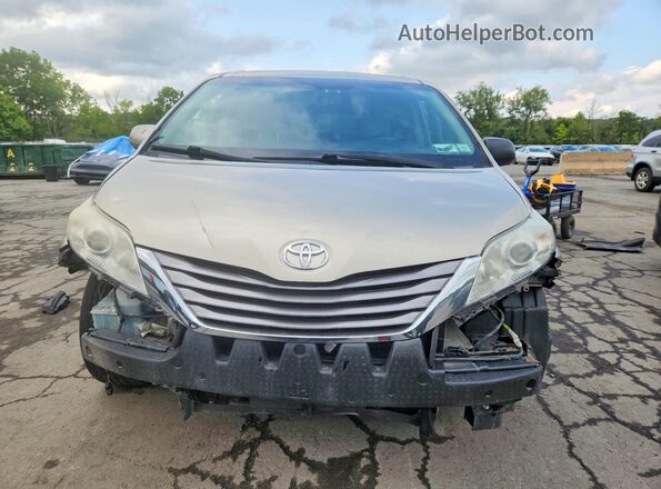 5TDYZ3DC3HS775321 2017 TOYOTA SIENNA Gold Vista frontal