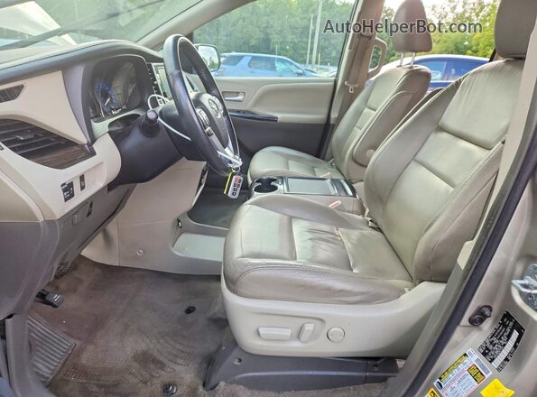 5TDYZ3DC3HS775321 2017 TOYOTA SIENNA Gold Vista interior delantera