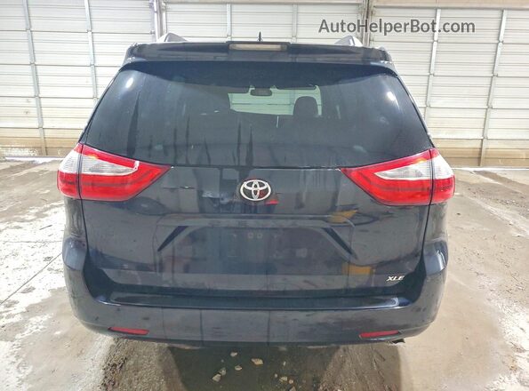 5TDYZ3DC4JS934725 2018 TOYOTA SIENNA Gray Հետևի տեսք
